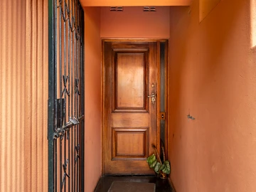 3 Bedroom Flat & Apartment