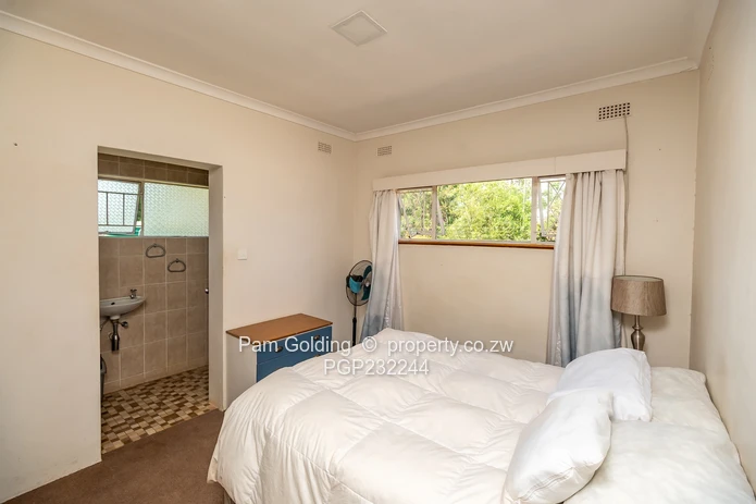 Spacious Family Home with Pool, Solar & Excellent Value in Prime Sunridge (Sole Mandate)