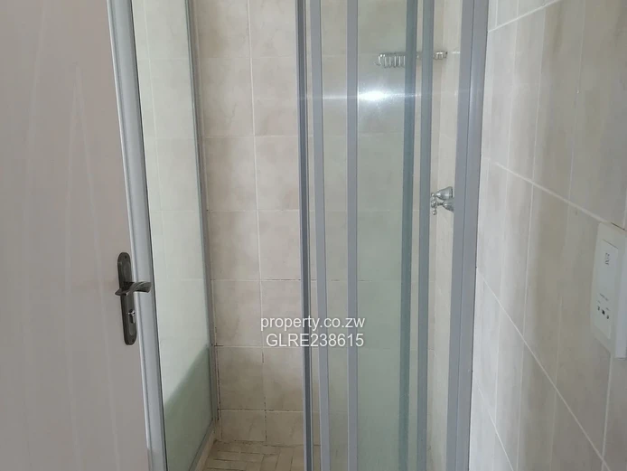 Luxurious 5-Bedroom House for Rent in Highlands