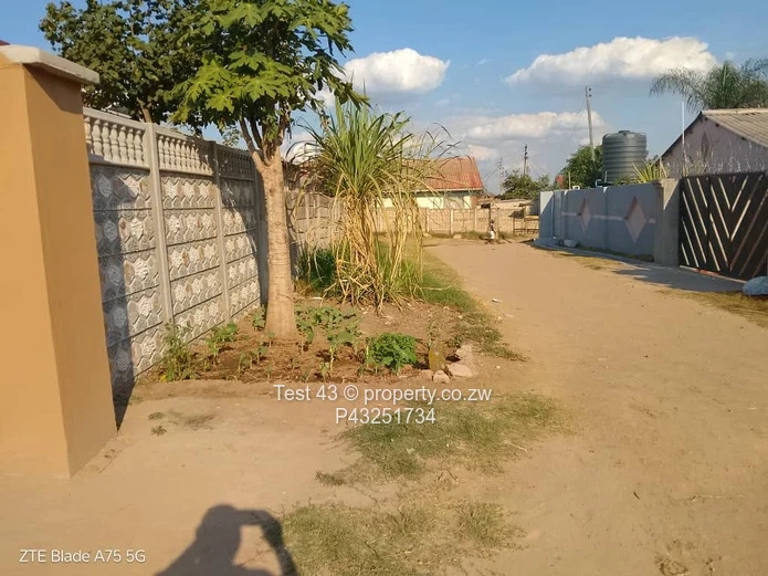 Walled 3-Bed in Chitungwiza with Large Yard