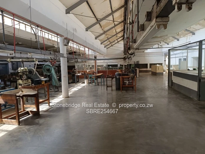 Commercial Property in Belmont To Rent