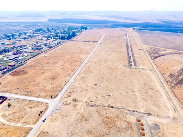 Stands & Residential Land