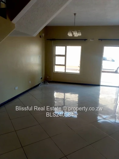 Mt pleasant, st kilda 3 bed duplex flat to rent