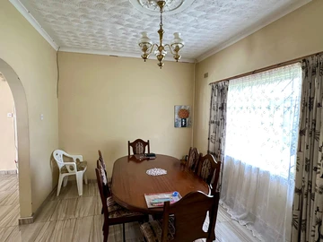 3 Bedroom Flat & Apartment