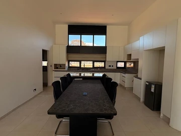 3 Bedroom Garden Flat