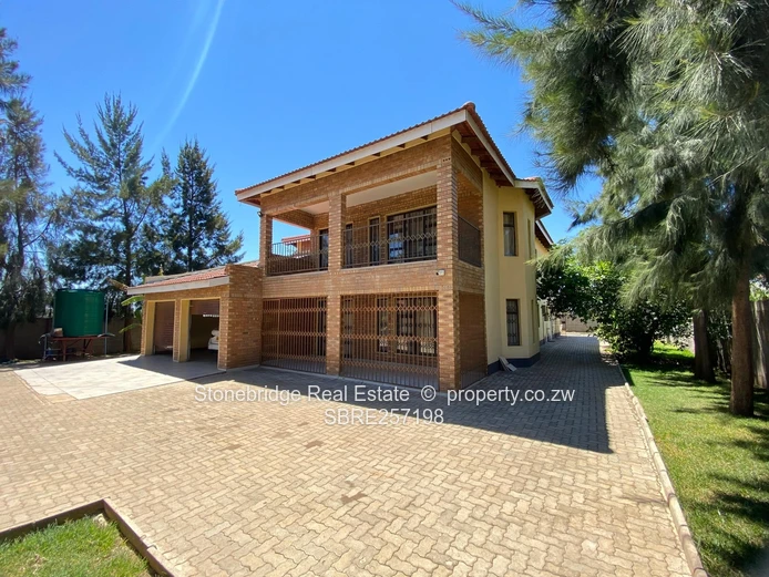 6 Bedroomed Double Storey in Harrisvale For Sale