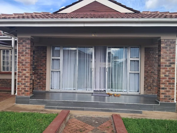 3 Bedroom Garden Flat