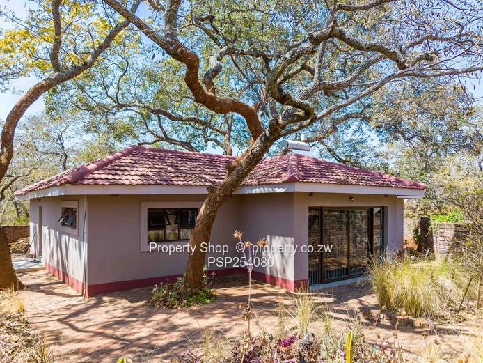 Chisipite 3-Bed Home with Sunroom, Garage & Solar