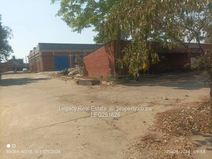 Willowvale 2.5ha Factory/Warehouse — Large Yard & Loading Bay (Sole Mandate)