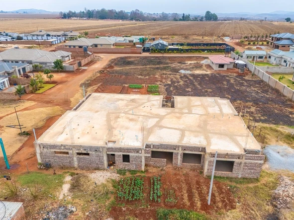 9 Bedroom House