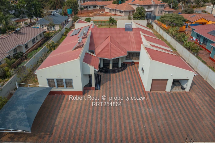 Prime 8 Bed Pomona House for Sale (Sole Mandate)