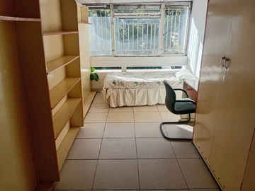 3 Bedroom Flat & Apartment