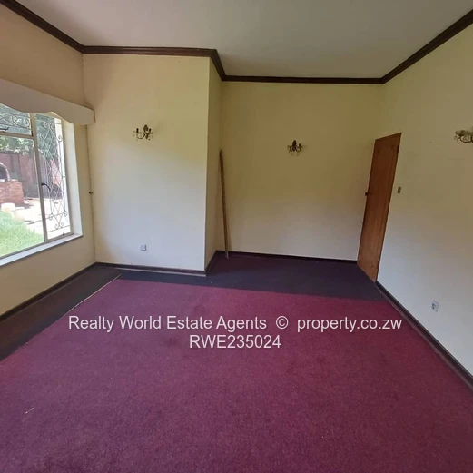 Three Bedroomed Property To Rent-Suitable for Commercial Use