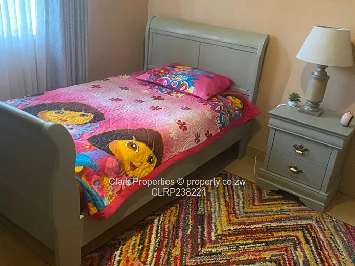 Modern Home! Ready to move in! (Sole Mandate)