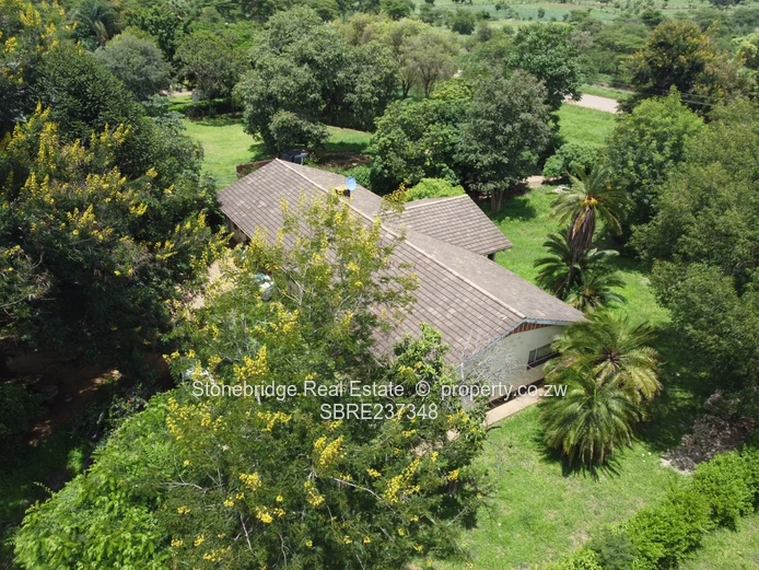 4 Bedroomed house in Mashumavale, kadoma for sale