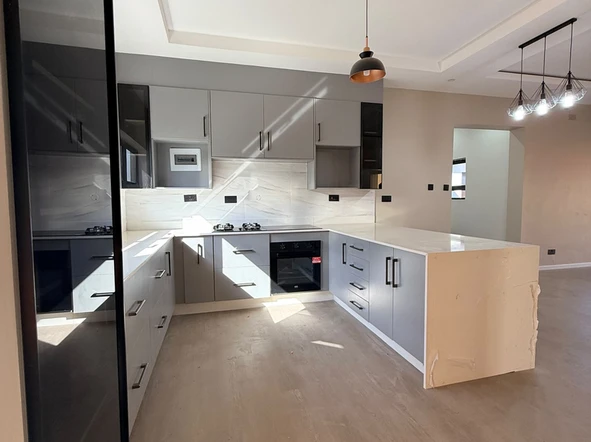 4 Bedroom House