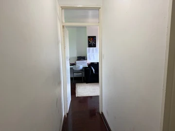 2 Bedroom Flat & Apartment