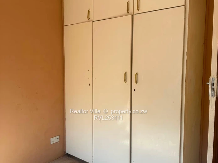 Mandara 5-Bed Townhouse with Borehole & Garden
