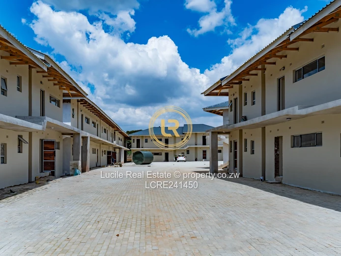 Comfortable Cluster Living/ Ashdown