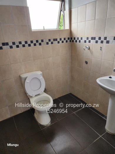 3bedroom apartment Newlands 