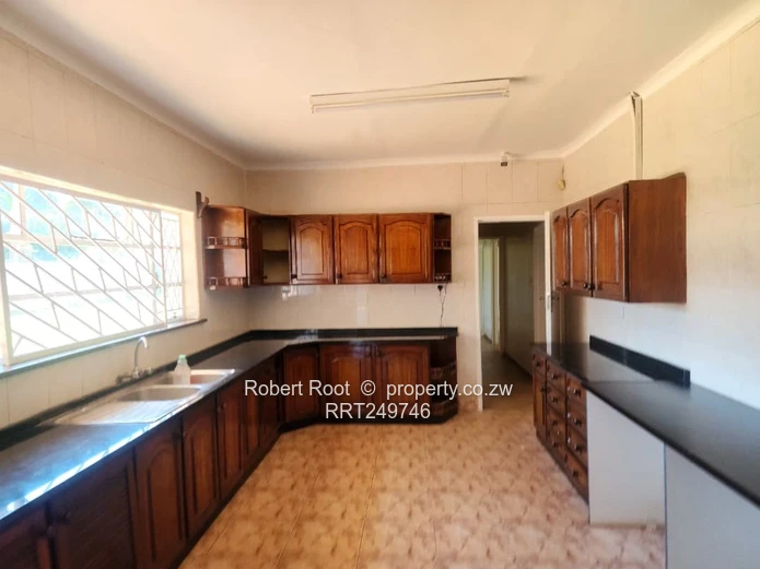 Prime Commercial Space for Rent In Greendale