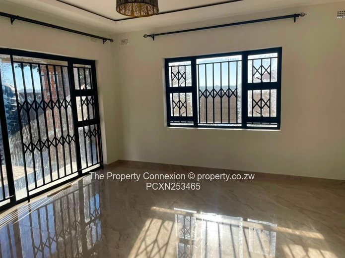 Modern 3-Bedroom Executive Apartment in Tynwald – Prestigious Gated Community