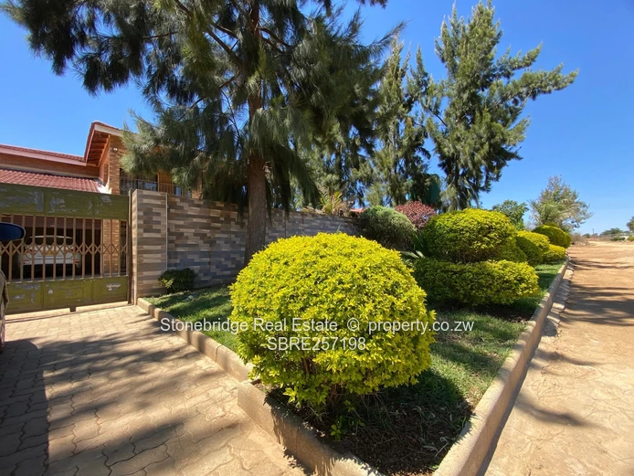6 Bedroomed Double Storey in Harrisvale For Sale