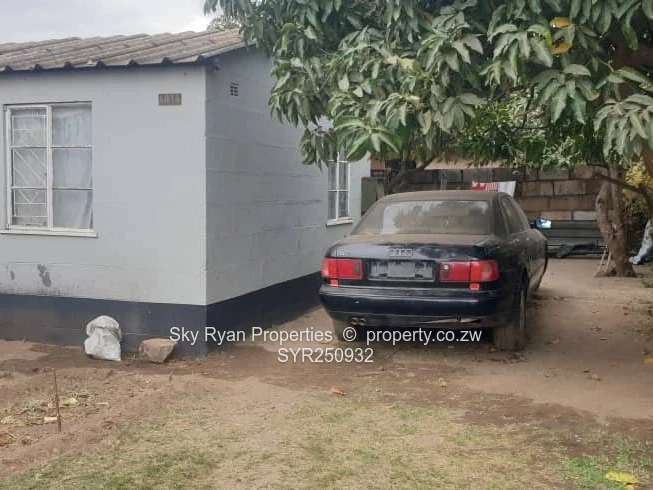 Glen Norah A Spaceman Core House For Sale