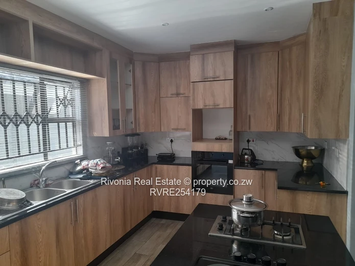 Stylish 4-Bed Budiriro Home - Borehole & Modern Kitchen