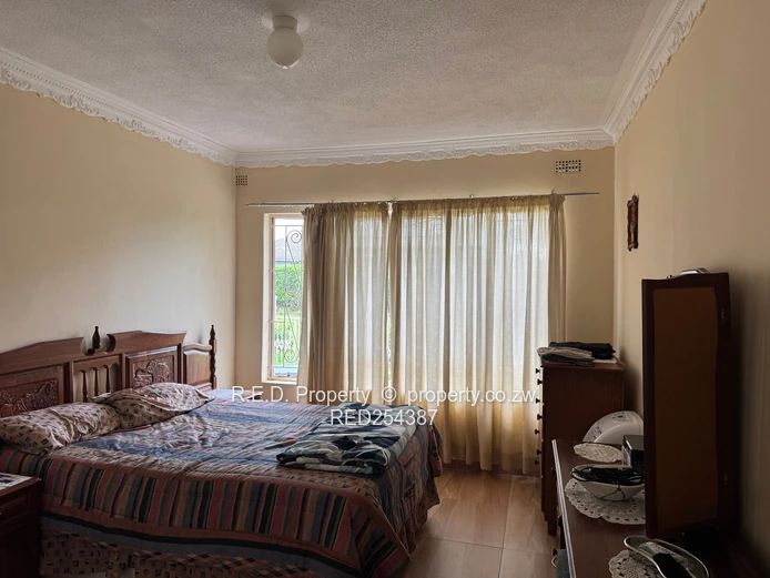 Multi-Dwelling Property  in Selbourne park