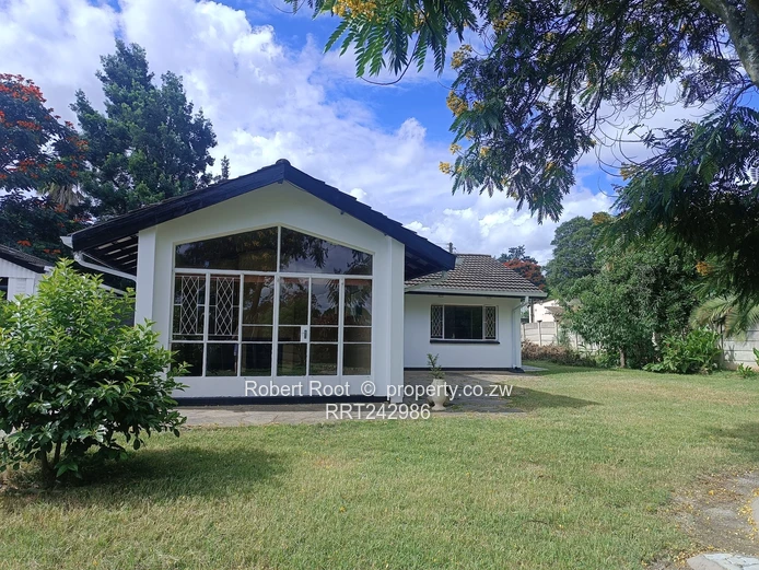 3 bed family home in Avondale West