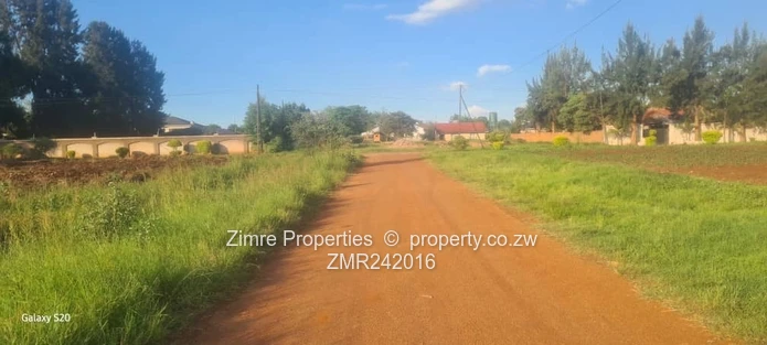 Mt Pleasant Heights vacant stand with a two bed cottage