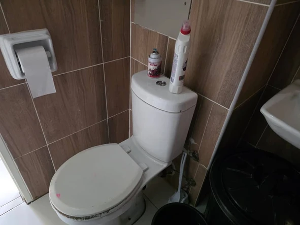 2 Bedroom Flat & Apartment