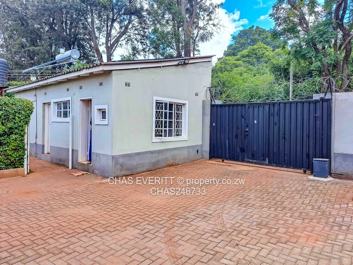 Two Bedroomed Garden Flat In Meyrick Park 
