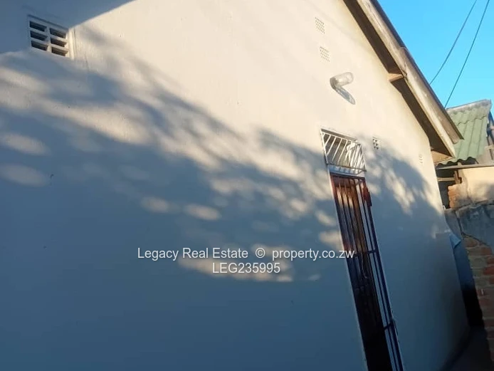 Well-Finished 3-Bedroom House for Sale – Manyame,Opposite St Mary’s Police Station