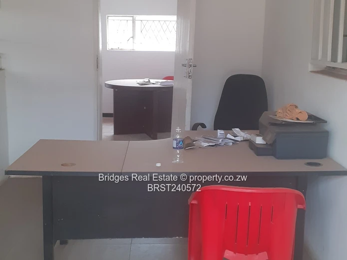 An industrial jewel for the enterprising businessperson !