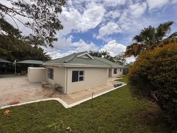 4 Bedroom Townhouse Complex