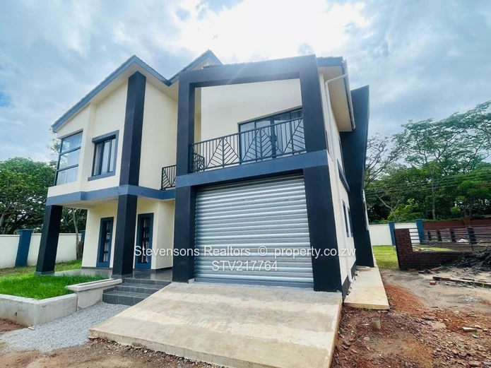 Upmarket  Exclusive  Duplex Townhouses In Borrowdale!!!