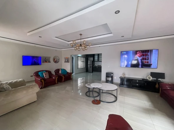 4 Bedroom House
