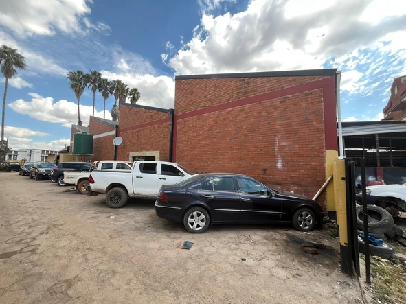 Warehouse & Factory