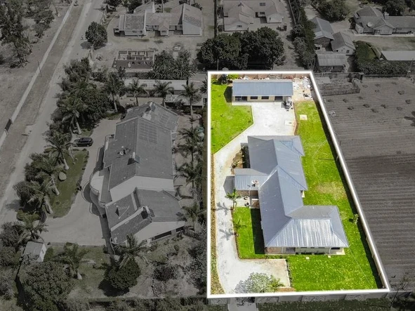 6 Bedroom House