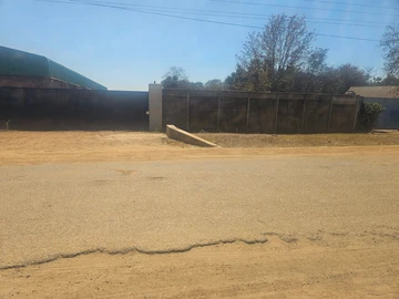 Commercial & Industrial Land