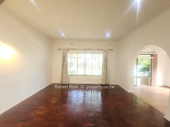 Spacious 4 Bedroom House To Rent In Greendale