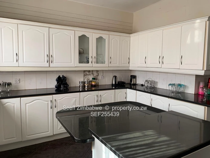 Eastlea: 5-Bed Family Home Forsale