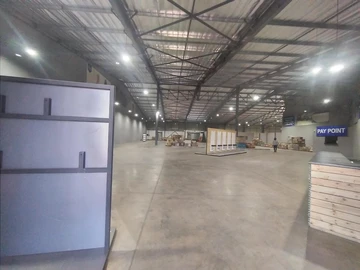 Large Shop Space Available To Rent! 