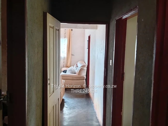 Gletwin Chishawasha 3 bedroom cottage for sale 