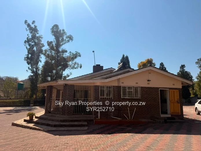 Monavae House To Let 