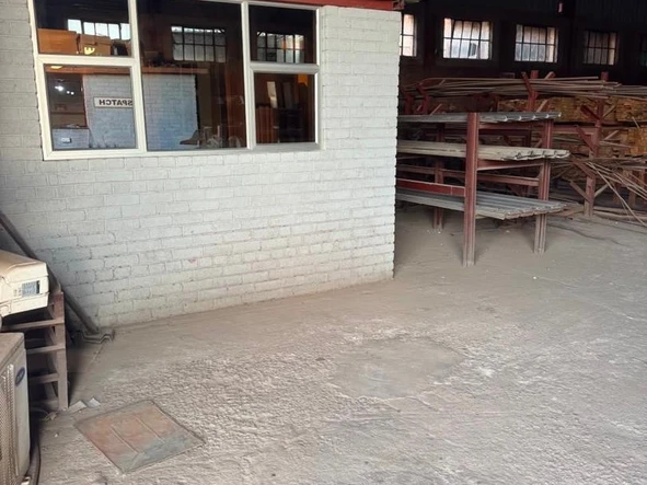 Warehouse & Factory