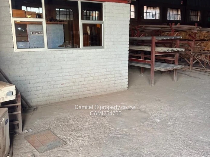 Graniteside Warehouse & Yard — 3,447 m² with Borehole,800sqm undeveloped land