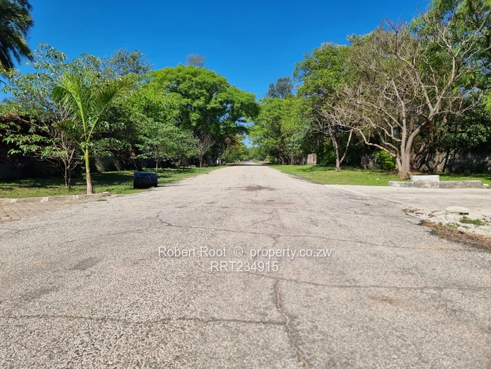 Family Home on 2090sqm in Sought After Rhodene, Masvingo